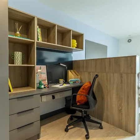 Curraheen Point - Easy Access To Centre Apartment Cork