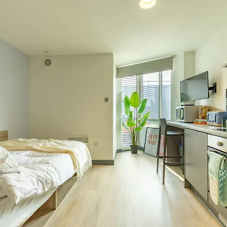 Curraheen Point In Apartment Cork