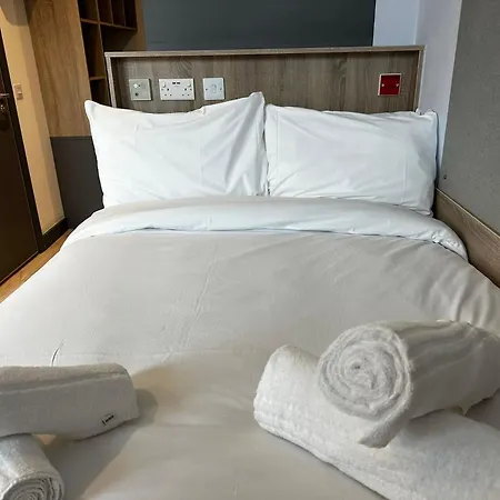 Curraheen Point - Easy Access To Centre Apartment