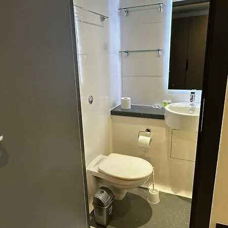Curraheen Point - Easy Access To Centre Apartment Cork