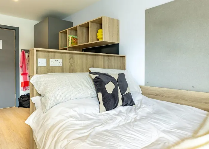 Curraheen Point In Apartment