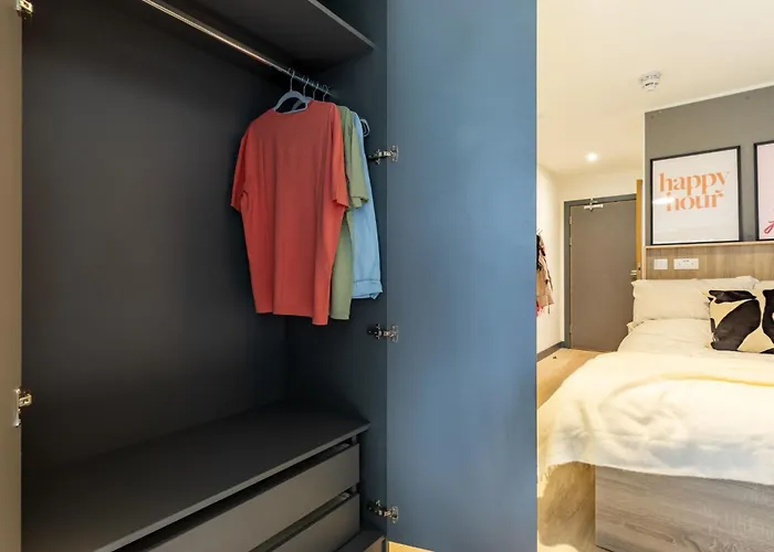 For Students Only Curraheen Point In Appartement